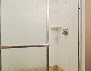 6428 Earlham Drive - Photo Thumbnail 37