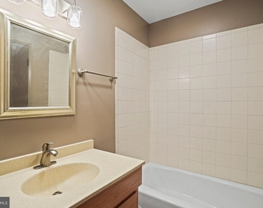 6428 Earlham Drive - Photo Thumbnail 25