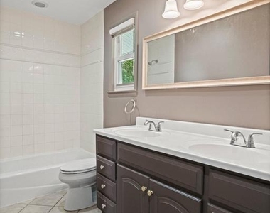 6428 Earlham Drive - Photo Thumbnail 31