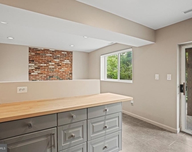 6428 Earlham Drive - Photo Thumbnail 45