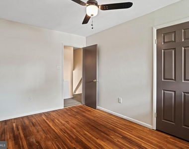 6428 Earlham Drive - Photo Thumbnail 24