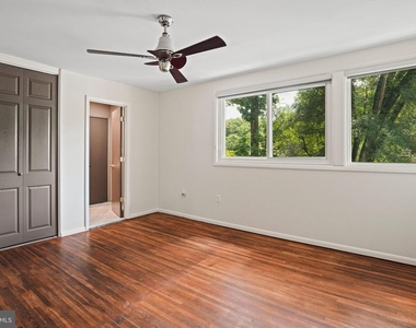 6428 Earlham Drive - Photo Thumbnail 27