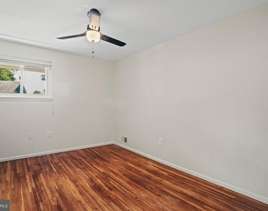 6428 Earlham Drive - Photo Thumbnail 23