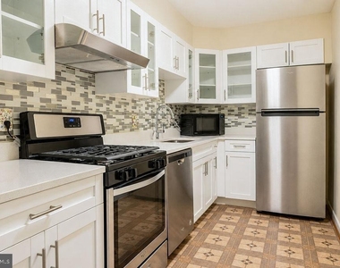 10320 Westlake Drive - Photo Thumbnail 11