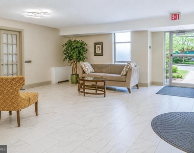 10320 Westlake Drive - Photo Thumbnail 6