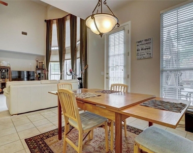 10508 Canyon Vista Way - Photo Thumbnail 9