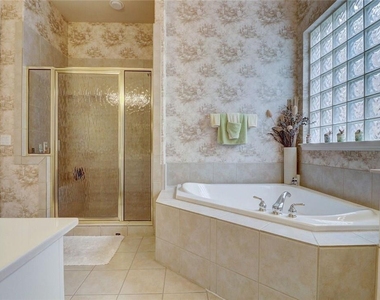 10508 Canyon Vista Way - Photo Thumbnail 15