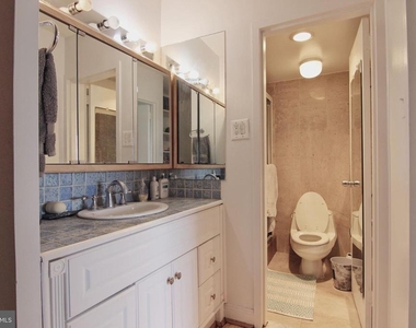 4515 Willard Avenue - Photo Thumbnail 18