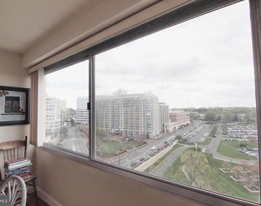 4515 Willard Avenue - Photo Thumbnail 5