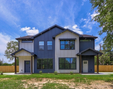 230 Brown St - Photo Thumbnail 1