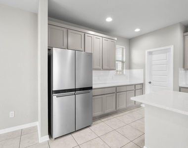 313 Mclintock Rd - Photo Thumbnail 19