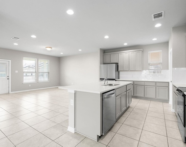 313 Mclintock Rd - Photo Thumbnail 16