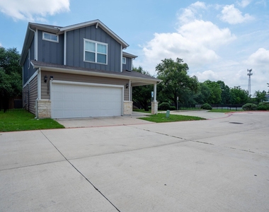 10509 Abana Way - Photo Thumbnail 2
