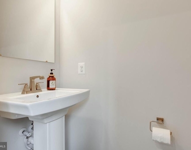 7523 Bharat Way - Photo Thumbnail 13