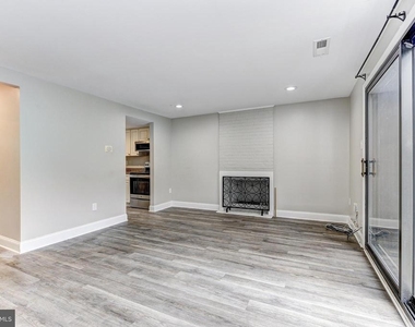 6559 Frietchie Row - Photo Thumbnail 8