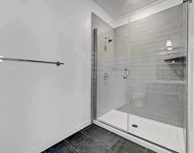 4801 Springdale Rd - Photo Thumbnail 22