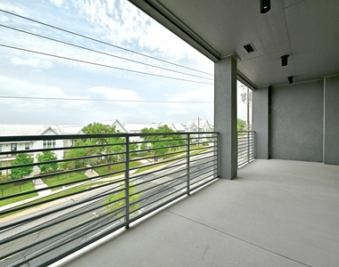 4801 Springdale Rd - Photo Thumbnail 24