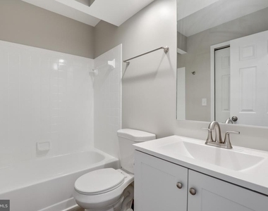 1073 Wingate Court - Photo Thumbnail 23