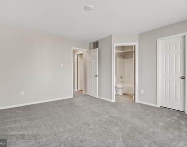 1073 Wingate Court - Photo Thumbnail 17
