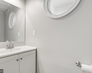1073 Wingate Court - Photo Thumbnail 8