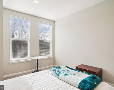 6947 Country Club Terrace - Photo Thumbnail 28