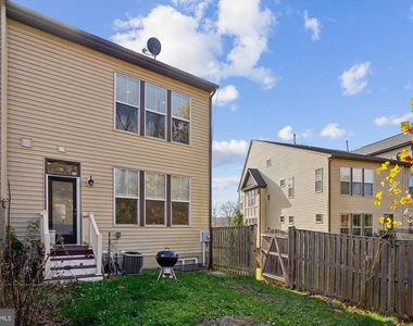 6947 Country Club Terrace - Photo Thumbnail 43