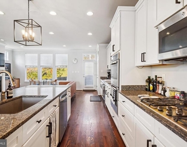 6947 Country Club Terrace - Photo Thumbnail 6