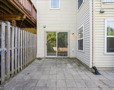 1004 Collindale Avenue - Photo Thumbnail 40
