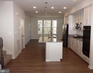 2583 Hopton Lane - Photo Thumbnail 9