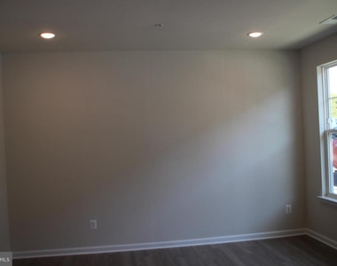 2583 Hopton Lane - Photo Thumbnail 14