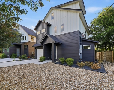 2220 Yellow Jacket Ln - Photo Thumbnail 4