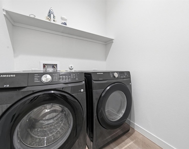 2220 Yellow Jacket Ln - Photo Thumbnail 34