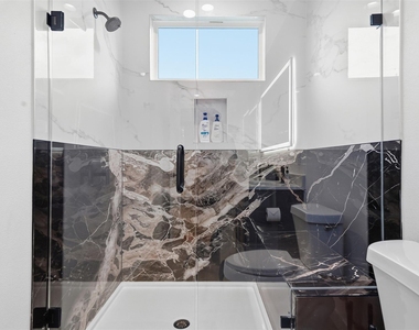 2220 Yellow Jacket Ln - Photo Thumbnail 28