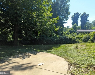 3813 Oak Street - Photo Thumbnail 3