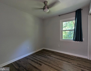 3813 Oak Street - Photo Thumbnail 25