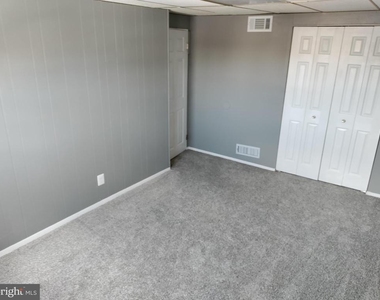 7862 Kentley Road - Photo Thumbnail 11