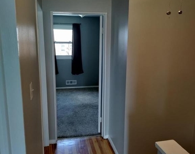 7862 Kentley Road - Photo Thumbnail 9