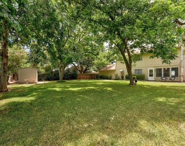 2408 W Messick Loop - Photo Thumbnail 25