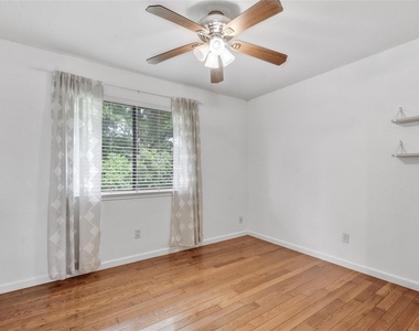2408 W Messick Loop - Photo Thumbnail 21