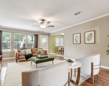 2408 W Messick Loop - Photo Thumbnail 3
