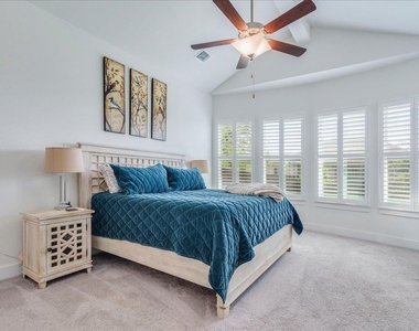101 Christi Ct - Photo Thumbnail 16