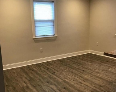 1004 Dartmouth Road - Photo Thumbnail 10