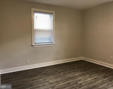 1004 Dartmouth Road - Photo Thumbnail 9