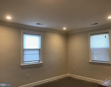 1004 Dartmouth Road - Photo Thumbnail 11