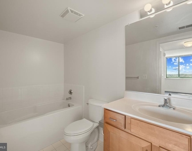414 Water Street - Photo Thumbnail 25