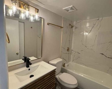 1317 Hollins Street - Photo Thumbnail 4
