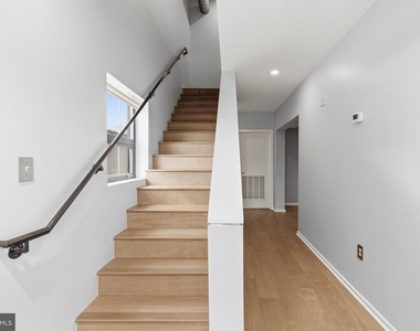 1200 Steuart Street - Photo Thumbnail 35