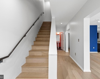 1200 Steuart Street - Photo Thumbnail 19
