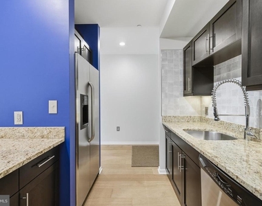 1200 Steuart Street - Photo Thumbnail 7