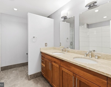 1200 Steuart Street - Photo Thumbnail 48